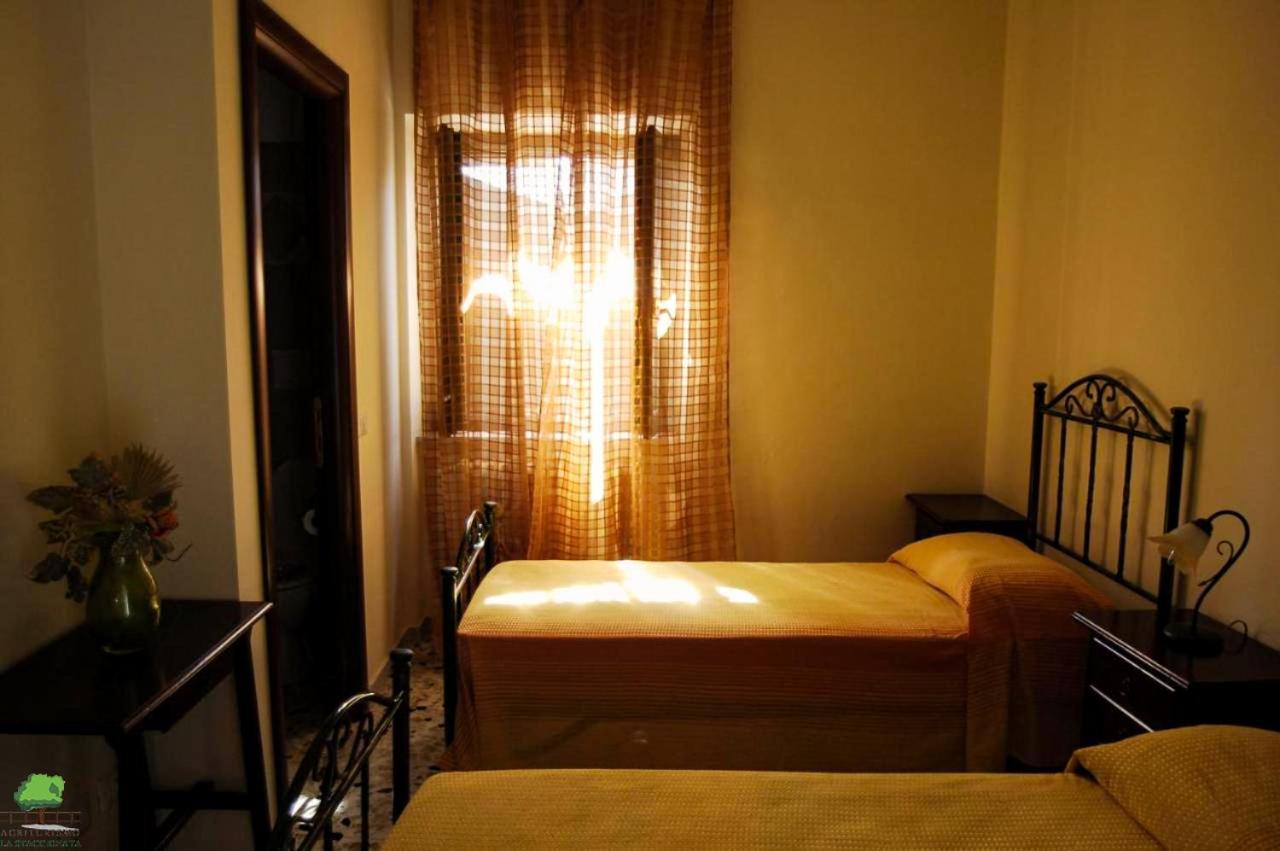 La Staccionata Villa Arpino ภายนอก รูปภาพ